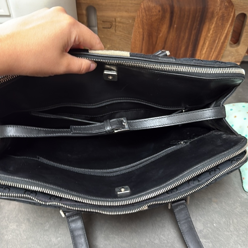 GUCCI GG Supreme Vintage Boston Bag Black/Silver Double Zip - Picture 13 of 14